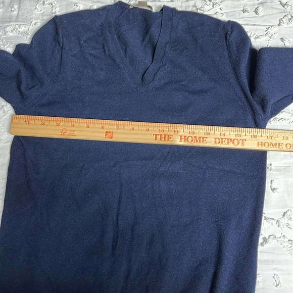 Burberry Top size SP (Authentic) - Picture 8 of 12